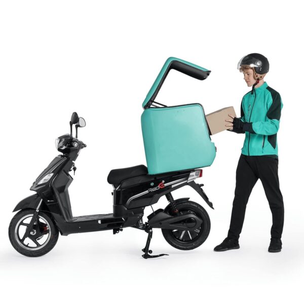 Scooter deliveroo
